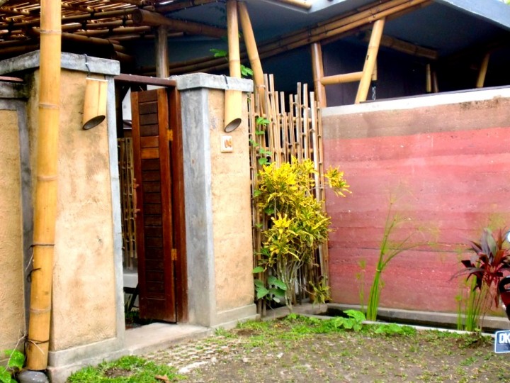 Rammed Earth Homes in the Tropics